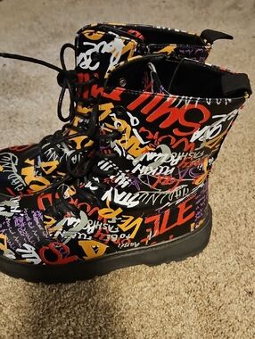 Graffiti Print Combat Boots - Multicolor